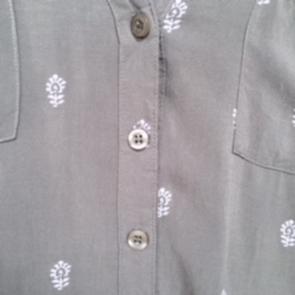 Torrid green pink print button down boho top 1x - Picture 7 of 9